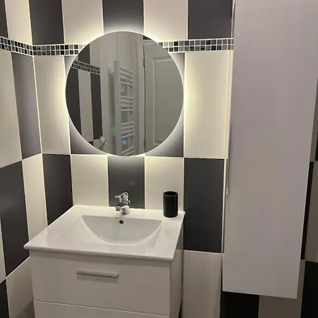 Proche Centre-ville Apartmán